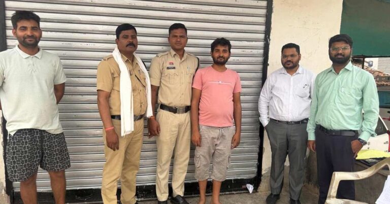 छत्तीसगढ़: खाद की कालाबाजारी पर बड़ा एक्शन, 1150 बोरी यूरिया जब्त, गोदाम सील