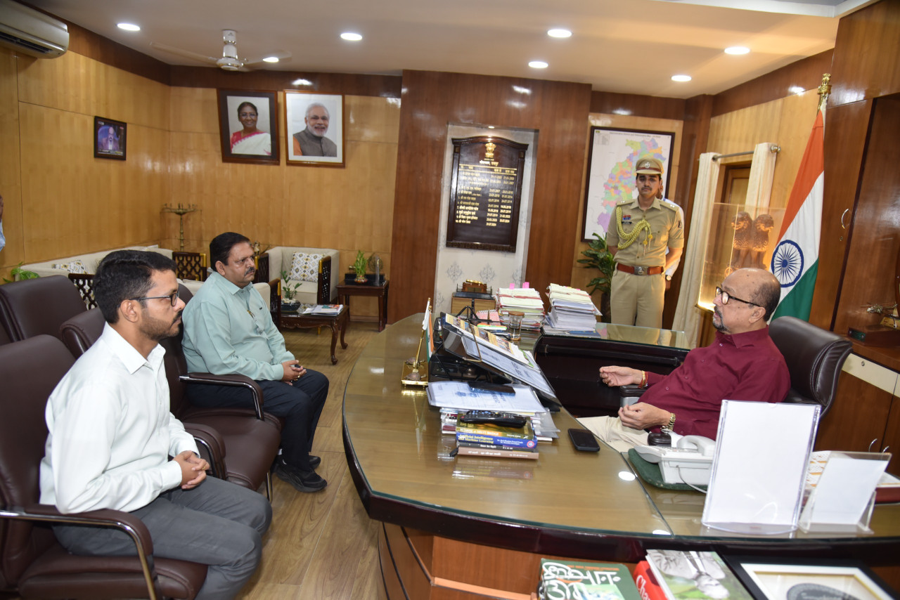 पर्यावरण संरक्षण के लिए जन जागरूकता बढ़ाएं 