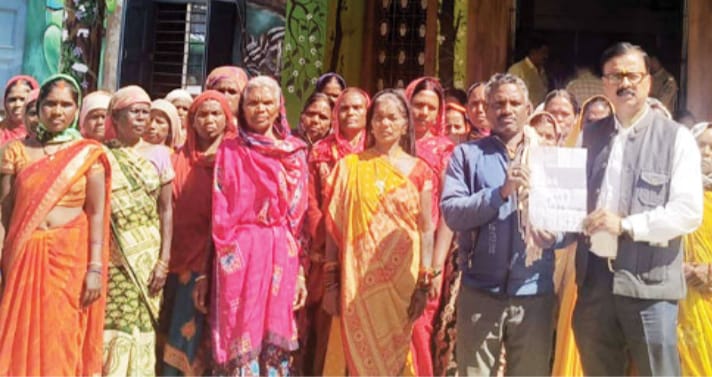 महिलाओं की जंगल को बचाने की मुहिम, CCF से रेंजर व फॉरेस्ट गार्ड की शिकायत
