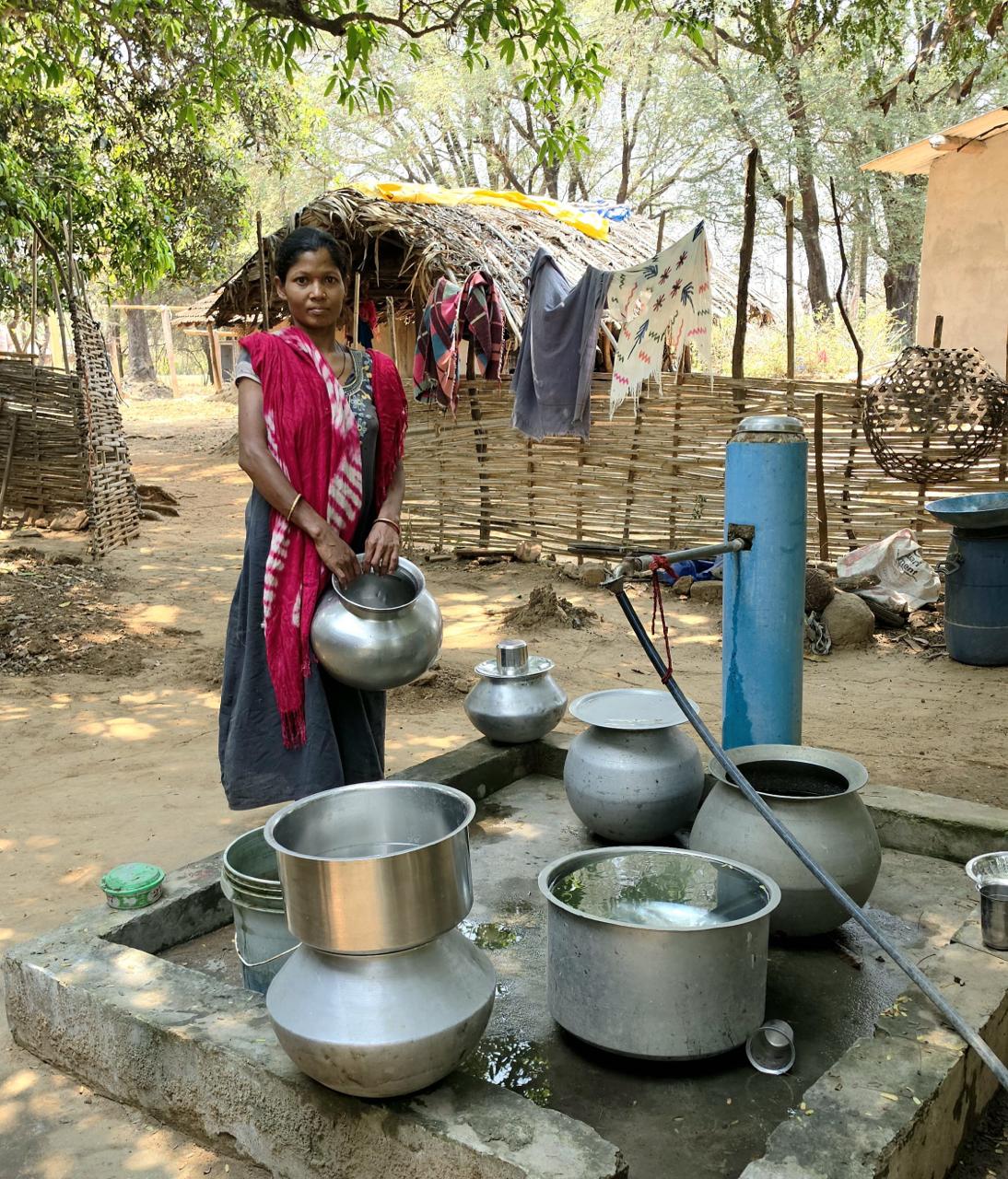 लखापाल गांव बना नई उम्मीद की मिसाल