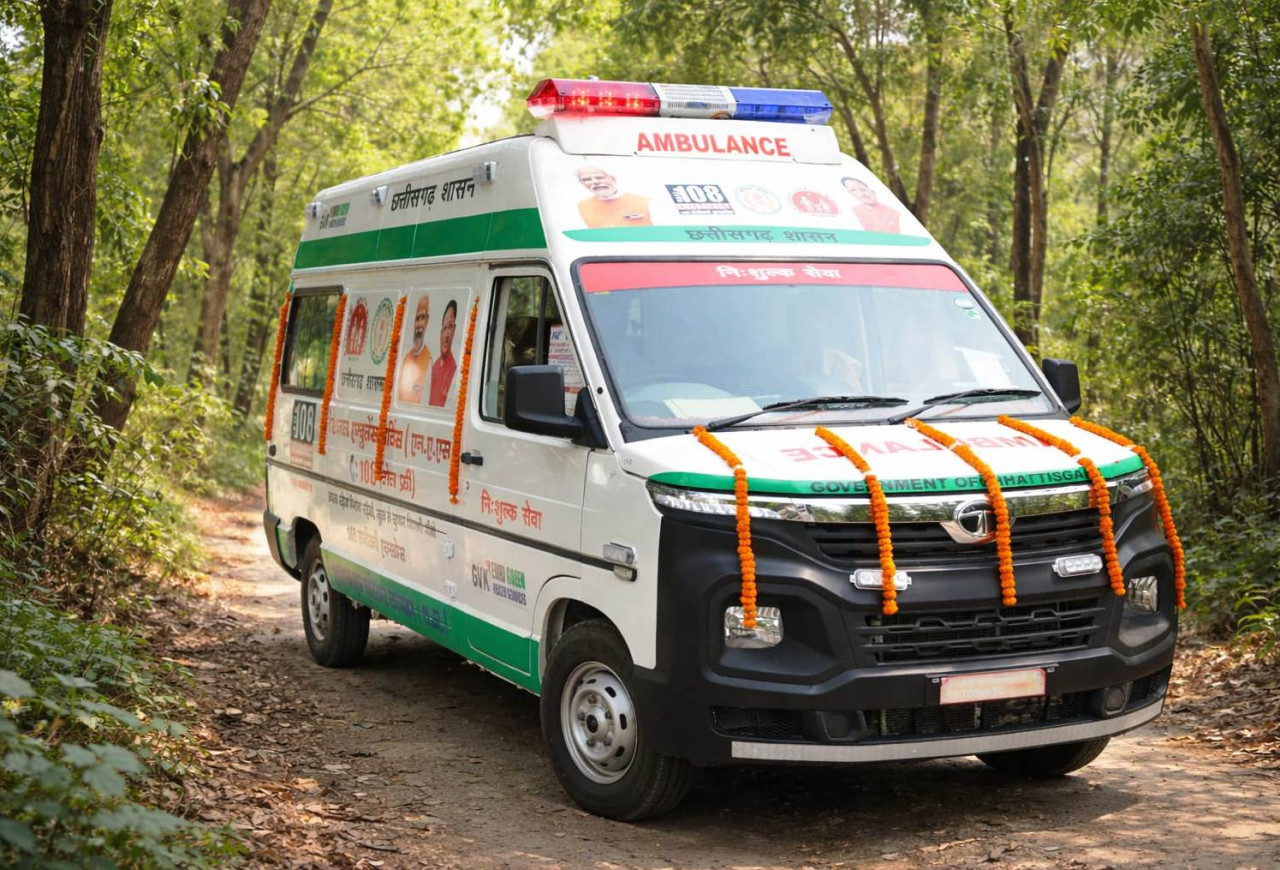 लेमरू में संजीवनी 108 सेवा से ग्रामीणों को मिल रहा तुरंत उपचार