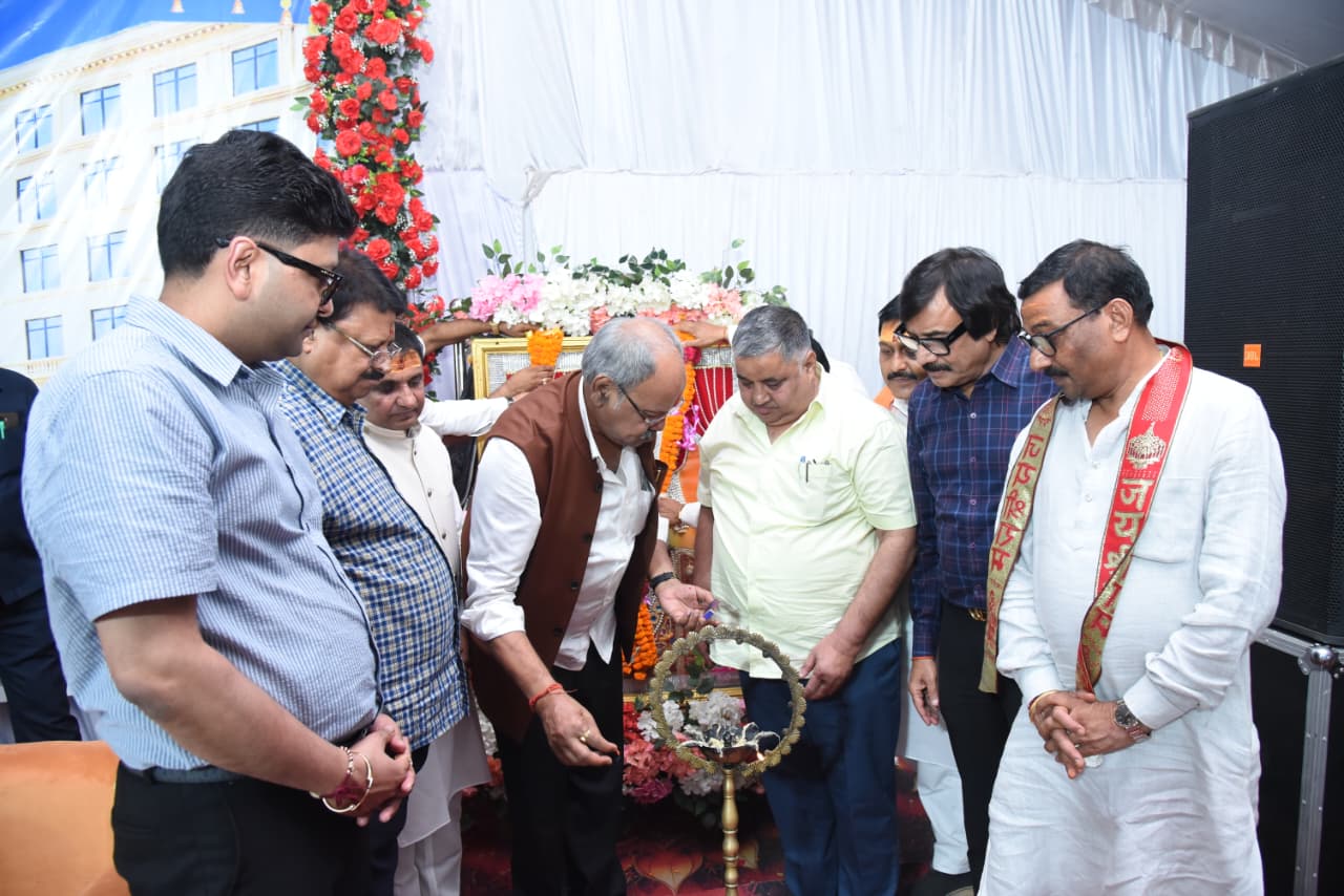 मंत्री राजेश अग्रवाल ने अंबिकापुर में ‘श्री अग्रोहा पैलेस’ की आधारशिला रखी