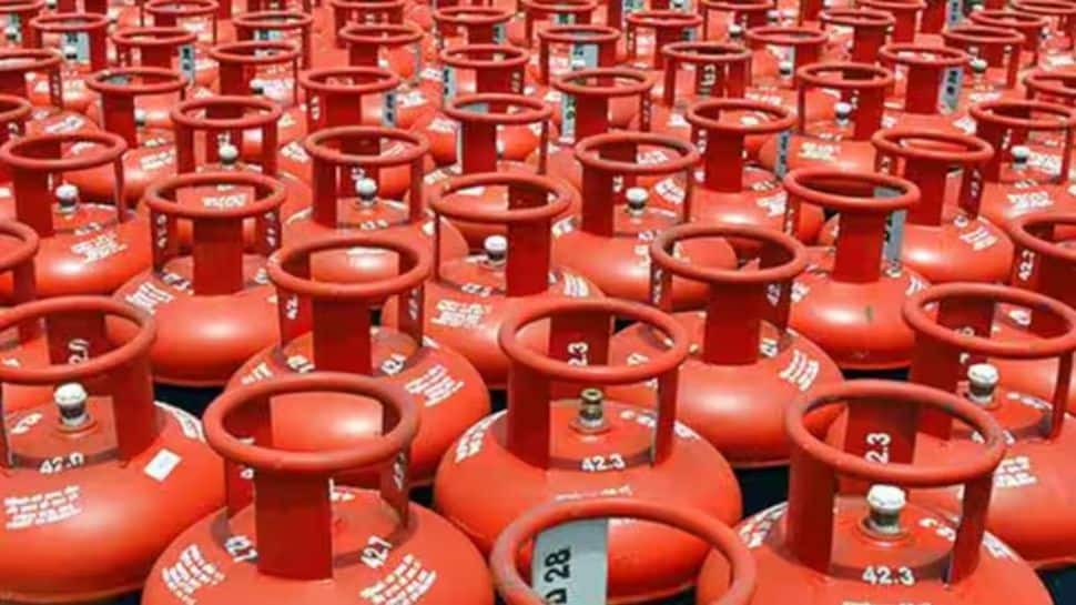 कोरिया जिले में एलपीजी गैस सिलेंडरों की उपलब्धता संतोषजनक